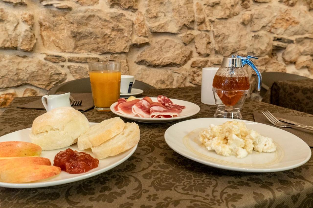 Goloritze And Breakfast Guest house *